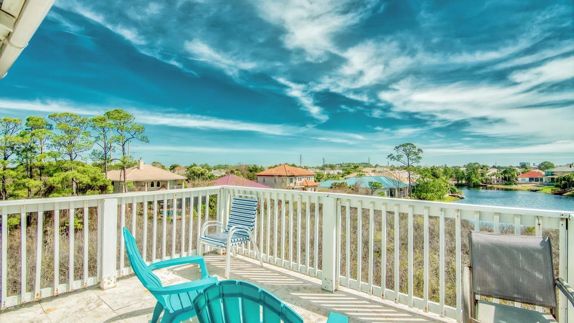 Holiday home Doctor'S Orders 2 Short Walk To Private Deeded Beach Sleeps 14 Destin United States